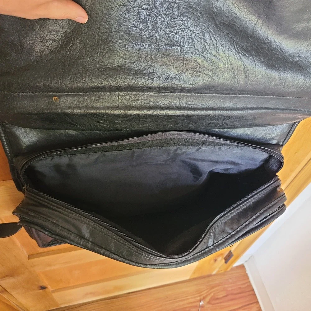 Vintage Black Leather Handmade Laptop Carry Style Messenger Satchel Bag